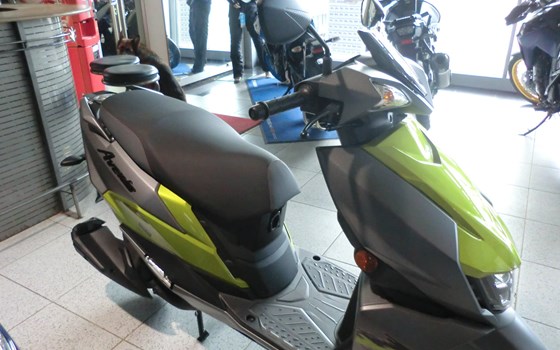 Neufahrzeug Suzuki Avenis 125 - Bild 3