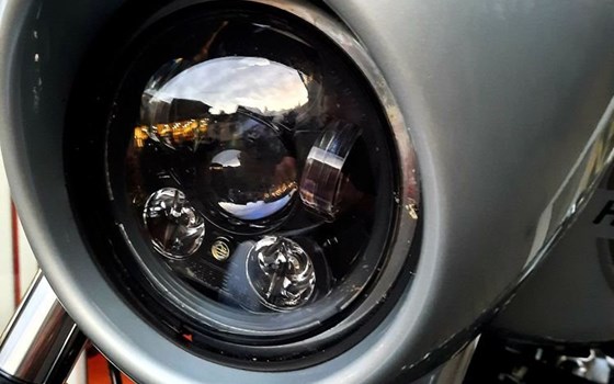 Gebrauchtmotorrad Harley-Davidson Sportster XL 1200NS Iron - Bild 11