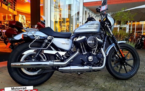 Gebrauchtmotorrad Harley-Davidson Sportster XL 1200NS Iron - Bild 2