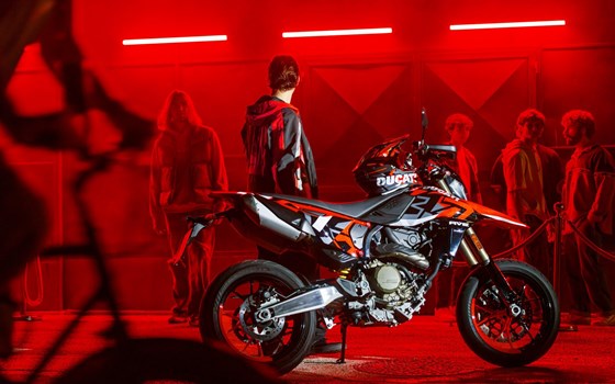 Gebrauchtmotorrad Ducati Hypermotard 698 Mono - Bild 1