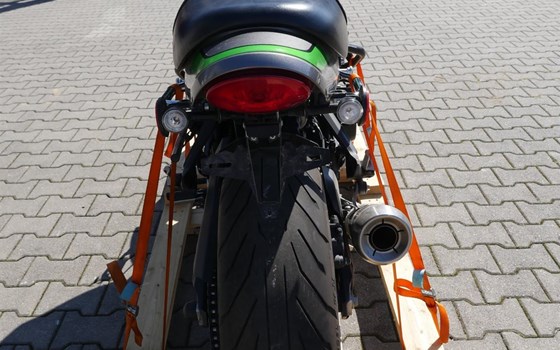 Gebrauchtmotorrad Kawasaki Z900 RS - Bild 11