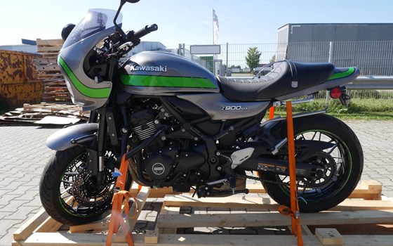 Gebrauchtmotorrad Kawasaki Z900 RS - Bild 2