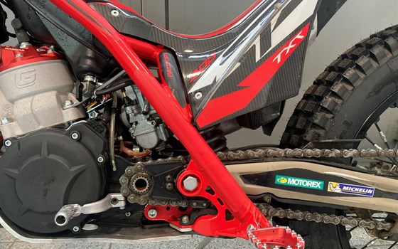 Gebrauchtmotorrad GASGAS TXT GP 300 - Bild 12 Gebrauchtmotorrad GASGAS TXT GP 300 - Bild 12