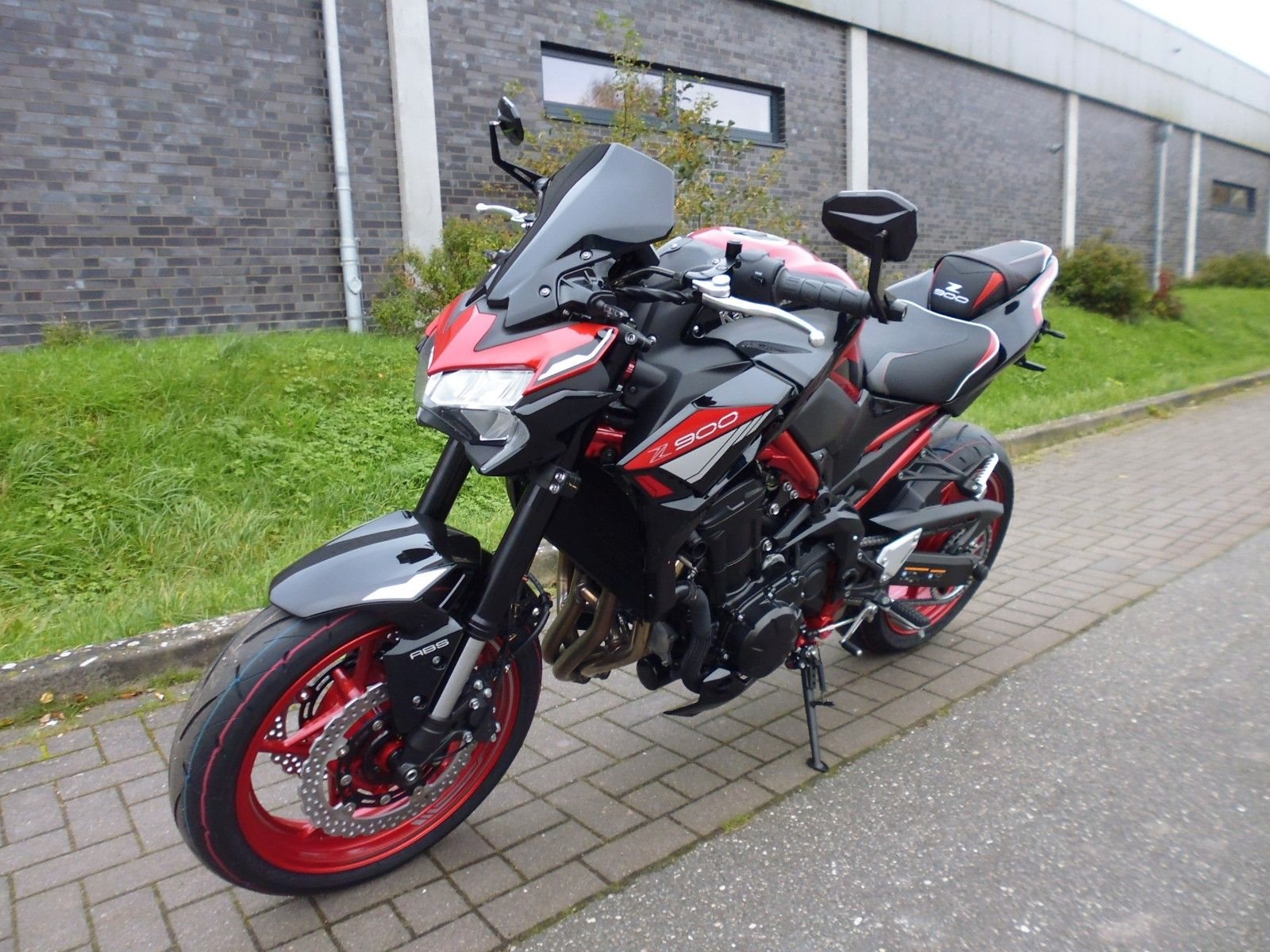 Motorrad Kawasaki Z900 H&S Special Edition *MJ2024*, Baujahr: 2024, 0 km ,  Preis: 12.445,00 EUR. aus Schleswig-Holstein