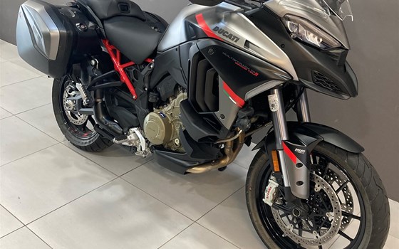 Gebrauchtmotorrad Ducati Multistrada V4 S Grand Tour - Bild 1 Gebrauchtmotorrad Ducati Multistrada V4 S Grand Tour - Bild 1