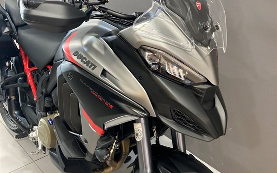 Gebrauchtmotorrad Ducati Multistrada V4 S Grand Tour - Bild 4 Gebrauchtmotorrad Ducati Multistrada V4 S Grand Tour - Bild 4
