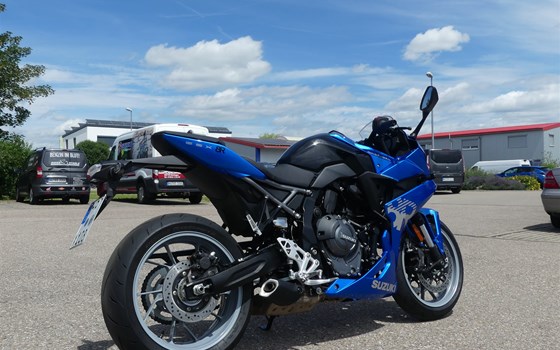 Neufahrzeug Suzuki GSX-8R - Bild 16
