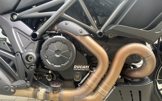Gebrauchtmotorrad Ducati Diavel 1200 - Bild 3