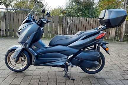 Yamaha XMAX 300 Tech MAX