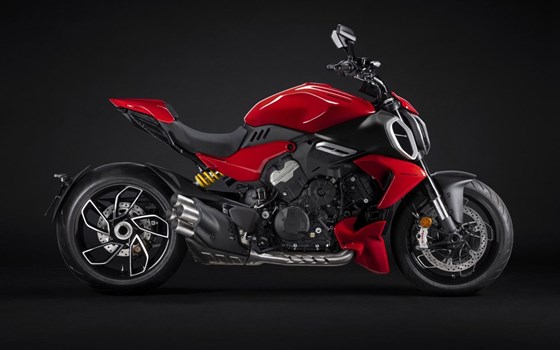 Neufahrzeug Ducati Diavel V4 - Bild 2