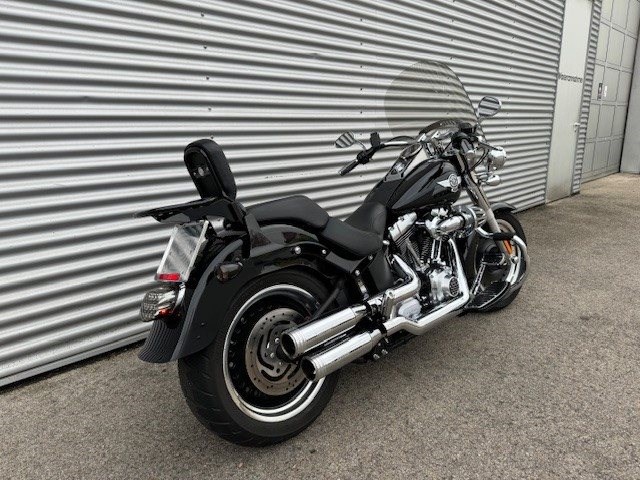 Harley-Davidson Softail Fat Boy Special FLSTFB (Vivid Black) - Bild 3