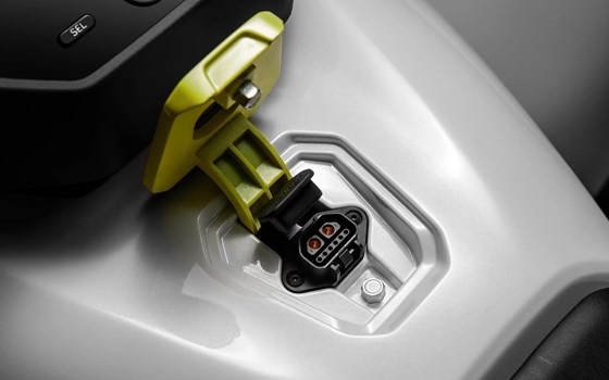 Neufahrzeug CFMOTO CFORCE EV110 - Bild 3