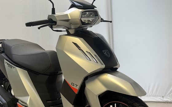 Neufahrzeug Peugeot Tweet 50 GT - Bild 3