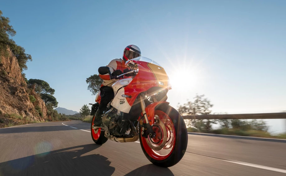 Angebot Yamaha XSR900 GP Bild 3: Angebot Yamaha XSR900 GP