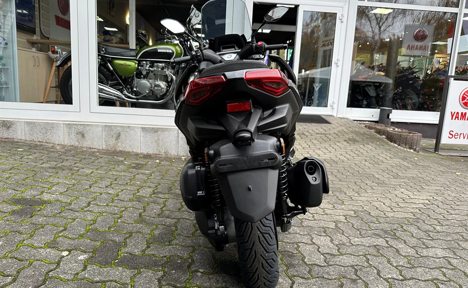 Angebot Yamaha XMAX 300 Tech MAX Bild 4: Angebot Yamaha XMAX 300 Tech MAX