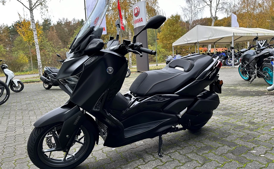 Angebot Yamaha XMAX 300 Tech MAX Bild 7: Angebot Yamaha XMAX 300 Tech MAX