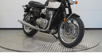 Neumotorrad Triumph Bonneville T120