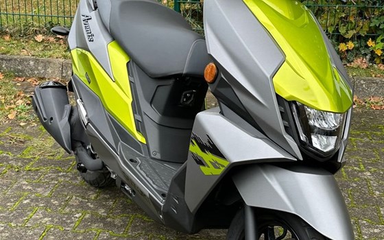 Gebrauchtmotorrad Suzuki Avenis 125 - Bild 2