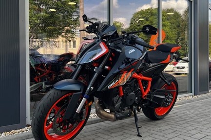 KTM 1290 Super Duke R EVO