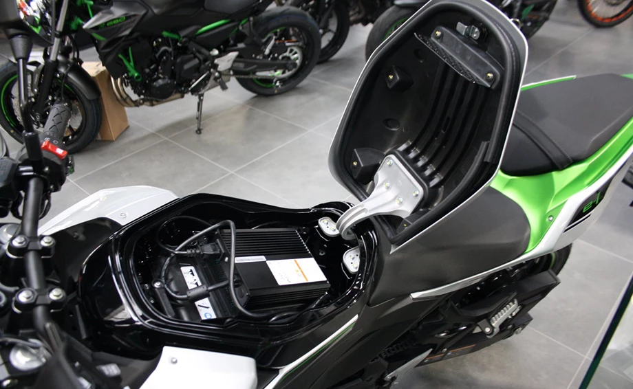 Angebot Kawasaki Z e-1 Bild 3: Angebot Kawasaki Z e-1