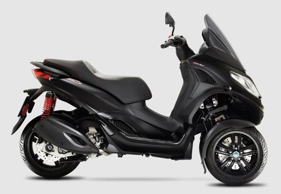 Piaggio MP3 300 Sport