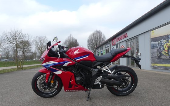 Neufahrzeug Honda CBR650R E-Clutch - Bild 8