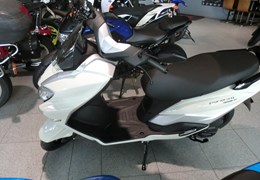 Neumotorrad Suzuki Burgman 125