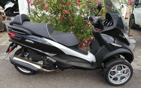 Gebrauchtmotorrad Piaggio MP3 500 hpe Business - Bild 1 Gebrauchtmotorrad Piaggio MP3 500 hpe Business - Bild 1