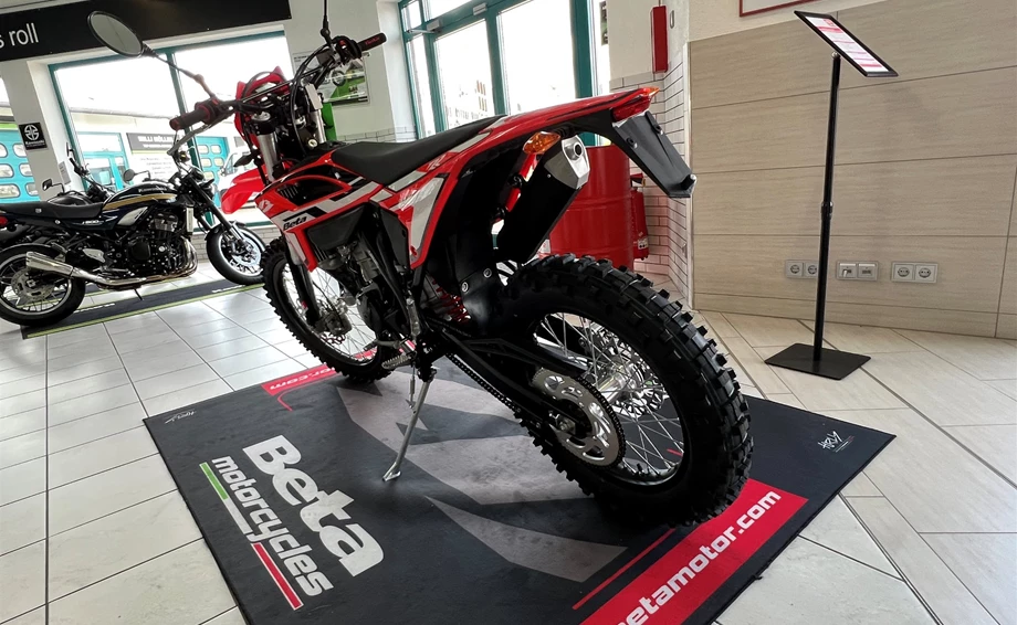 Angebot Beta RR 125 4T Bild 5: Angebot Beta RR 125 4T