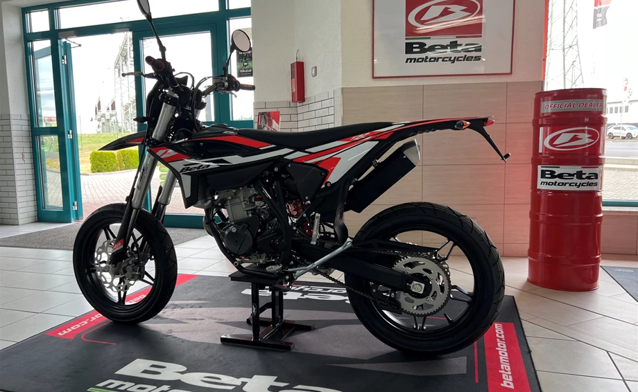 Angebot Beta RR 125 4T Bild 3: Angebot Beta RR 125 4T