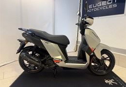 Neumotorrad Peugeot Tweet 125 GT