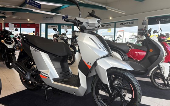 Neufahrzeug Peugeot Tweet 125 GT - Bild 5