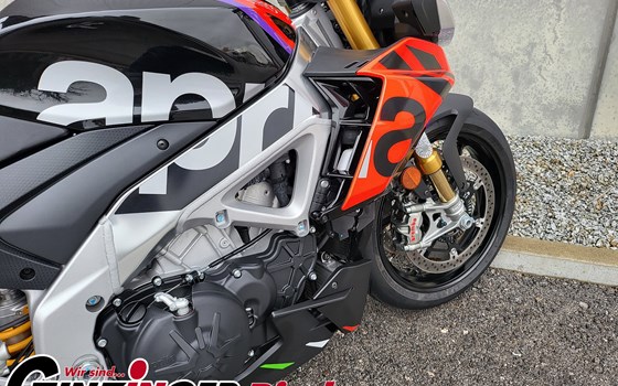 Gebrauchtmotorrad Aprilia Tuono V4 1100 Factory - Bild 9 Gebrauchtmotorrad Aprilia Tuono V4 1100 Factory - Bild 9