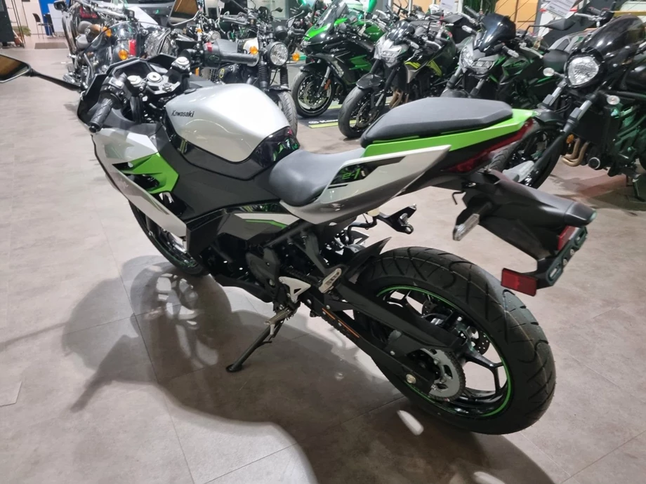 Angebot Kawasaki Ninja e-1 Bild 4: Angebot Kawasaki Ninja e-1