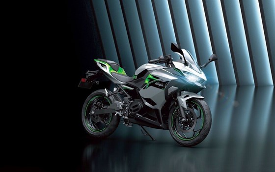 Neufahrzeug Kawasaki Ninja e-1 - Bild 3