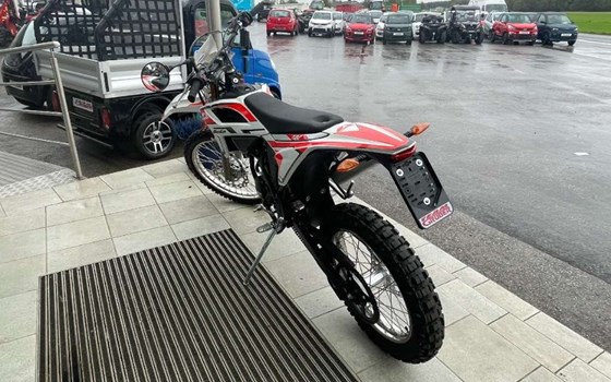 Neufahrzeug Beta RR 50 Enduro - Bild 6 Neufahrzeug Beta RR 50 Enduro - Bild 6