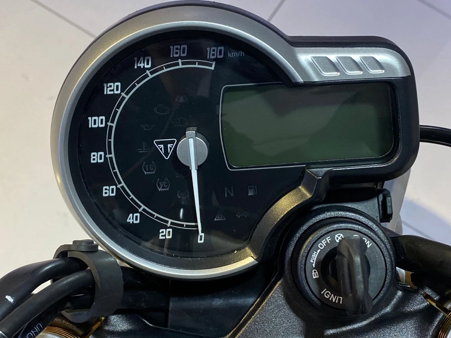 Angebot Triumph Speed 400 Bild 14: Angebot Triumph Speed 400