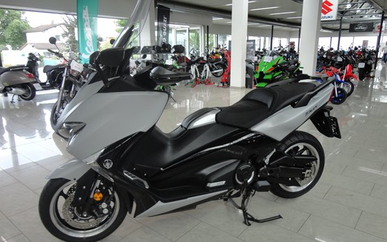 Gebrauchtmotorrad Yamaha TMAX DX - Bild 3