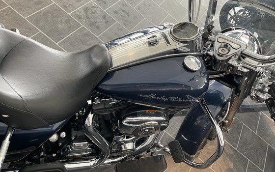 Gebrauchtmotorrad Harley-Davidson Touring Road King FLHR - Bild 9