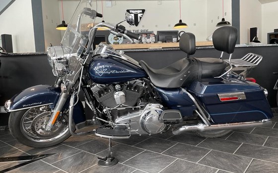Gebrauchtmotorrad Harley-Davidson Touring Road King FLHR - Bild 1