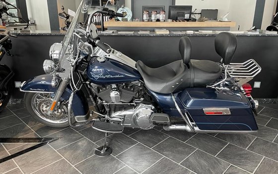 Gebrauchtmotorrad Harley-Davidson Touring Road King FLHR - Bild 7