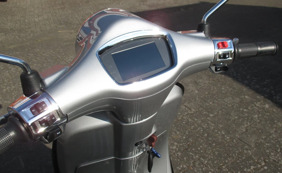 Angebot Vespa Elettrica Bild 9: Angebot Vespa Elettrica