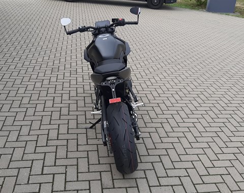 zum Vergrössern bitte anklicken!