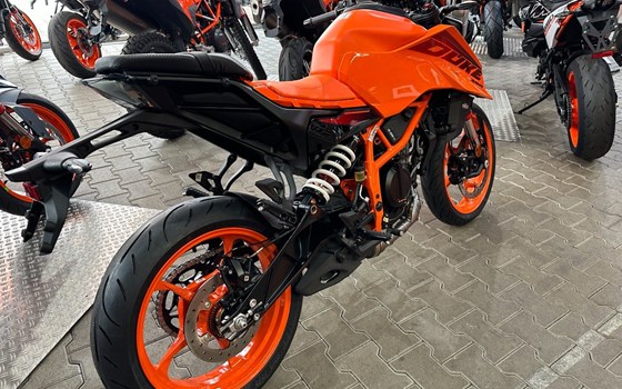 Neufahrzeug KTM 390 Duke - Bild 5