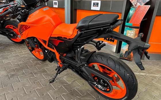 Neufahrzeug KTM 390 Duke - Bild 6