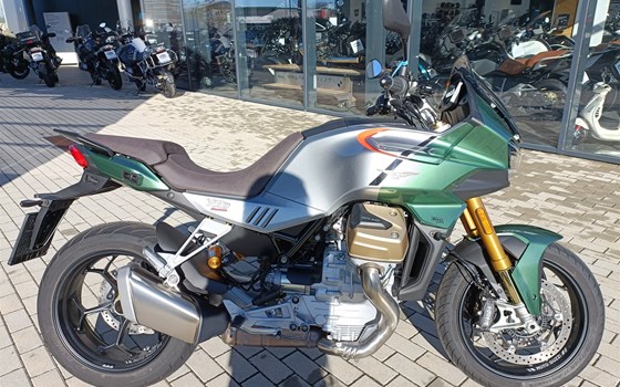 Gebrauchtmotorrad Moto Guzzi V100 Mandello S - Bild 2 Gebrauchtmotorrad Moto Guzzi V100 Mandello S - Bild 2
