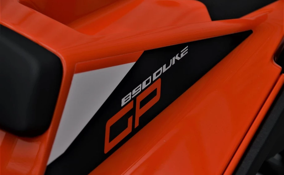 Angebot KTM 890 Duke Bild 11: Angebot KTM 890 Duke