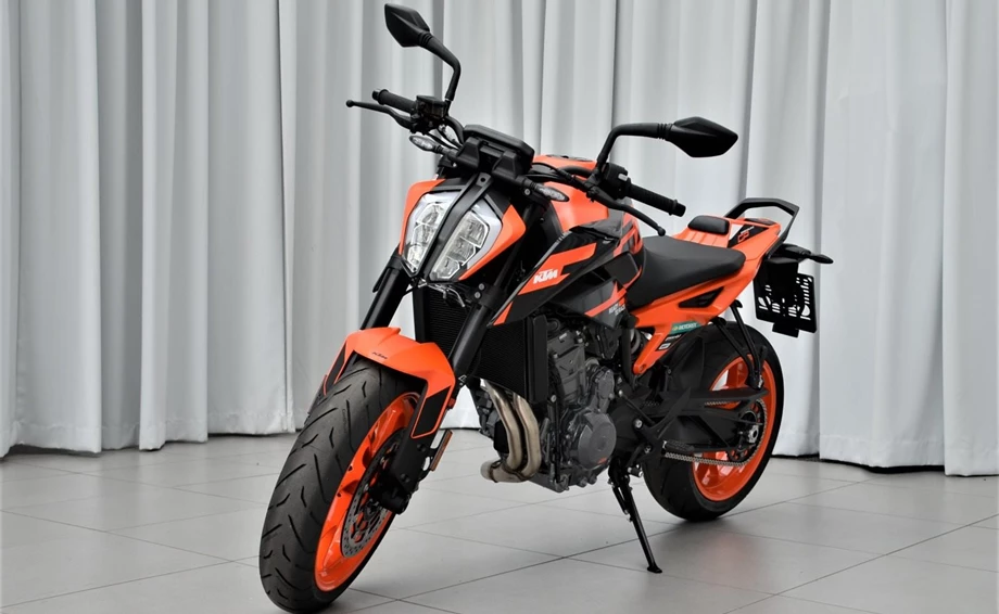 Angebot KTM 890 Duke Bild 2: Angebot KTM 890 Duke