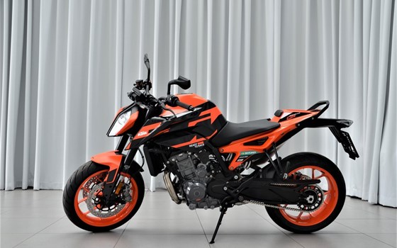 Neufahrzeug KTM 890 Duke - Bild 3 Neufahrzeug KTM 890 Duke - Bild 3