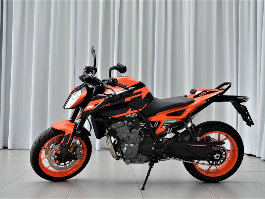 Angebot KTM 890 Duke Bild 3: Angebot KTM 890 Duke